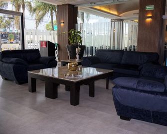 Hotel Crown Victoria - Santiago de Querétaro - Lounge