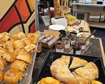 Hotel Bonanite - Villers-Cotterêts - Buffet