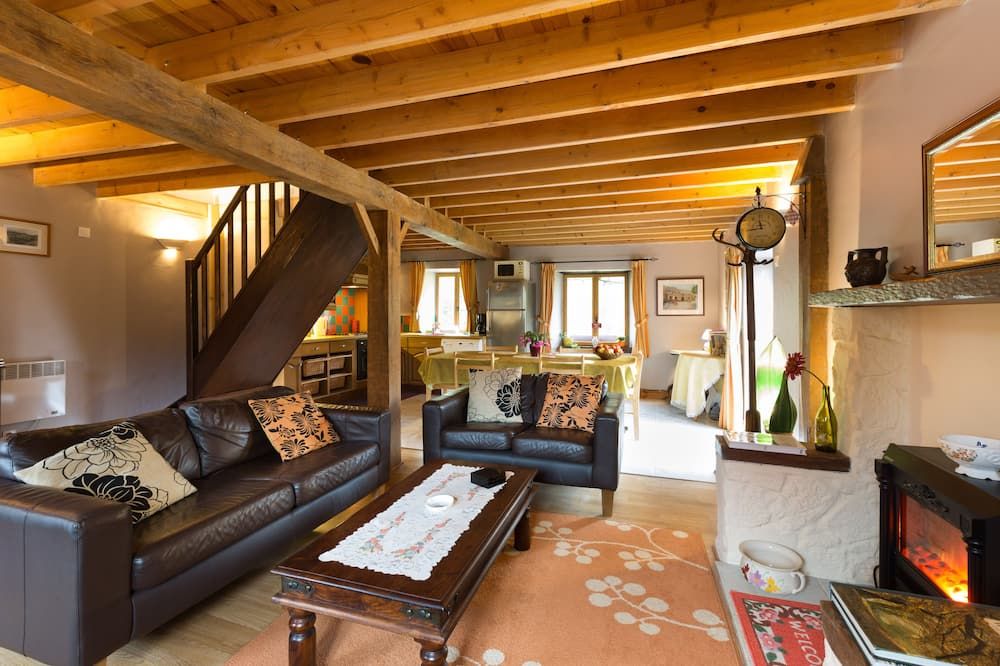 Le Mont St Michel , Maison du Montitier, Exclusive Bed & Breakfast Just for you! - Pontorson - Wohnzimmer