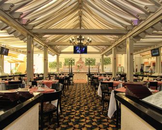 Holiday Inn Leon By IHG - לאון - מסעדה