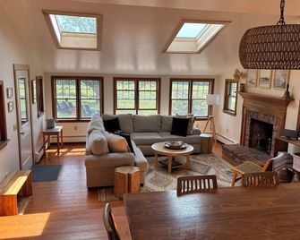 The West Way - Ocean View House with A/C & Cottage on 2 Acres - Block Island - Living room