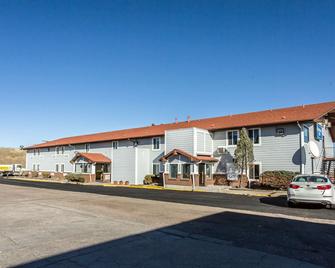 Rodeway Inn - Cheyenne - Bygning