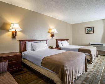 Rodeway Inn - Cheyenne - Bedroom