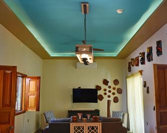 Villa Unahana - Valladolid - Olohuone