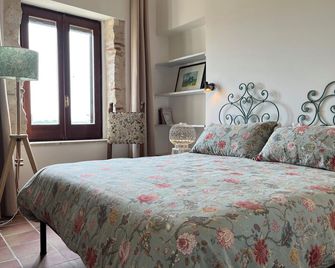 Mater Familias Oasis - Fanusa - Bedroom