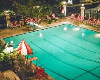 Castle in the Sand - Ocean City - Pool