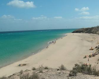 Family friendly holiday home with private pool - Costa Calma - Strand