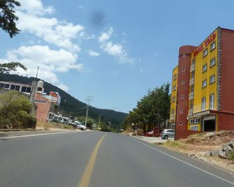 Hotel Gold - El Oro de Hidalgo - Edificio