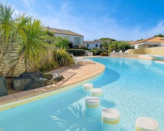 Appartement dans résidence avec piscine - La Couarde-sur-Mer - Piscine
