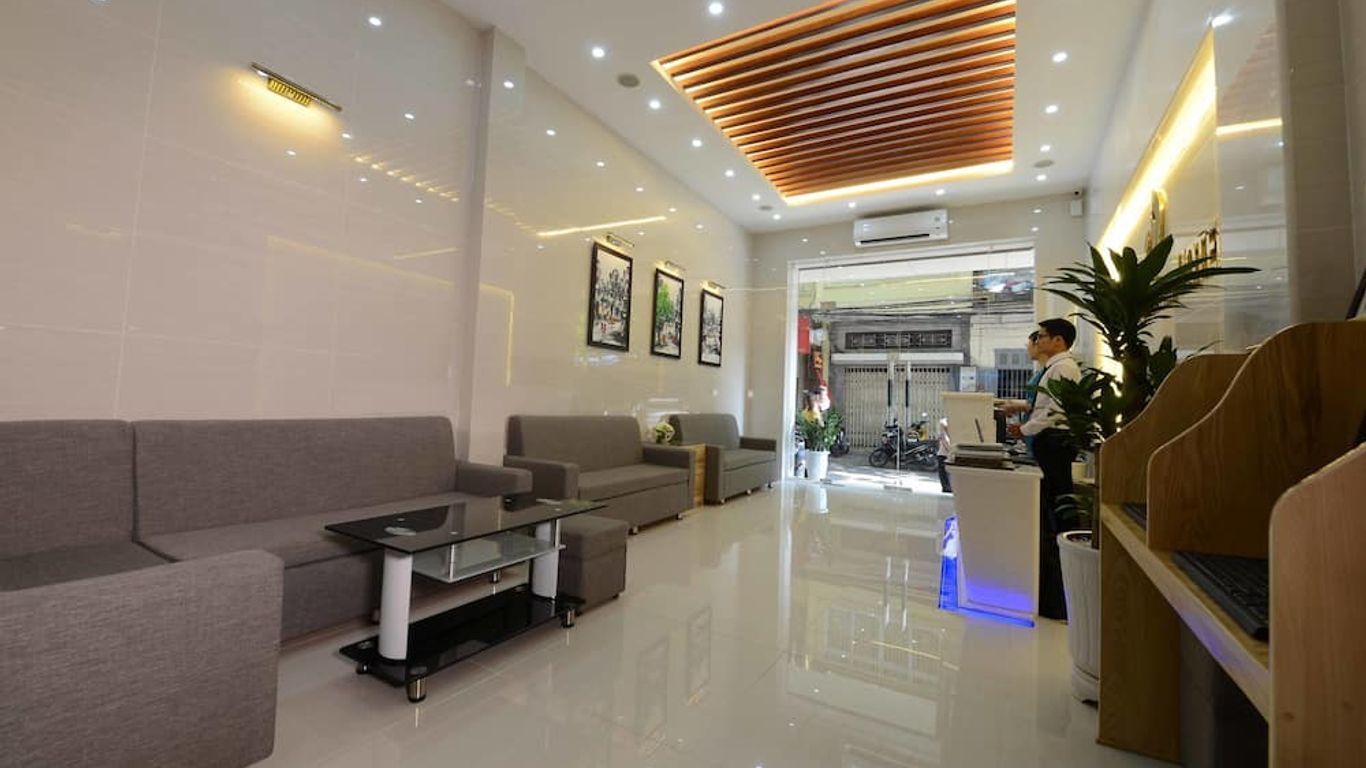 Blue Hanoi Inn Hotel