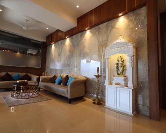 Majestic Suites Boutique Hotel - Thane - Rezeption