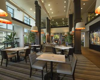 Hilton Garden Inn Charleston Waterfront/Downtown - Charleston - Restaurant