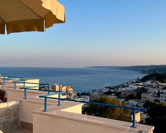 Hotel Degli Ulivi - Castro - Balkon