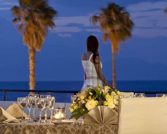 Olympic Palace Resort Hotel & Convention Center - Ialysos - Juhlasali