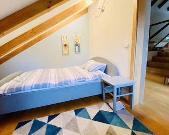 Frankendomizil Am Grasberg - Bad Neustadt an der Saale - Schlafzimmer