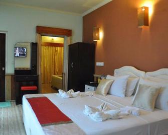 Summer Villa Guest House - Maafushi - Schlafzimmer