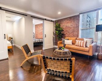 Family-Friendly Apartment with Kitchen - 聖地亞哥 - 客廳