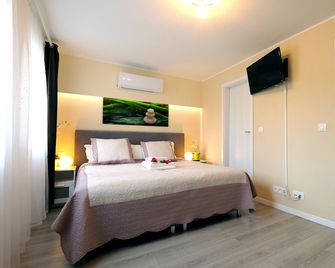 My Cocoon - Court-Saint-Étienne - Habitación