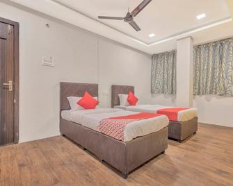 Hotel O Ankitha Grand - Patancheru - Bedroom