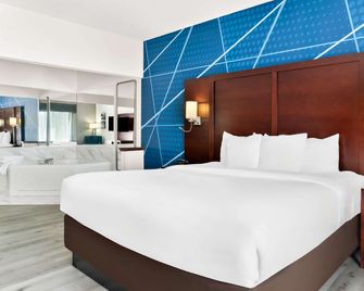 Comfort Suites Southfield/Detroit - Southfield - Habitación