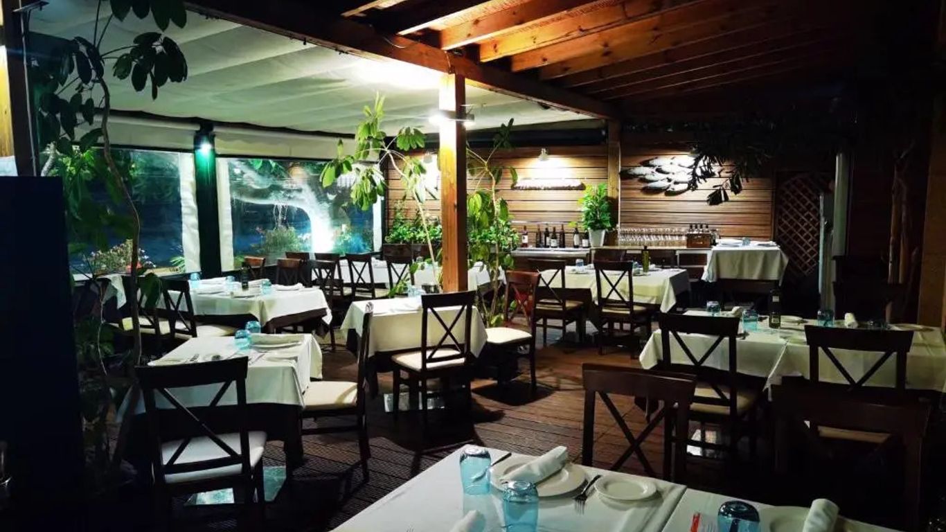 Hotel Embarcadero de Calahonda de Granada