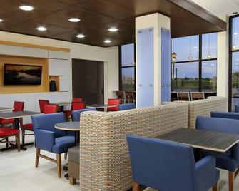 Holiday Inn Express & Suites Dallas-Frisco Nw Toyota Stdm - Frisco - Restaurante