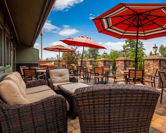 Best Western Plus Tree House - Mount Shasta - Servicio de la propiedad