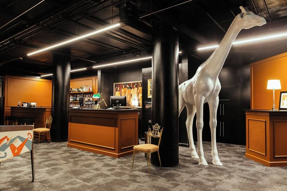 The Aries Hotel - ויצ'נזה - בר