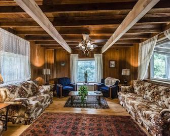 Lake Cabin |30 miles from Nashville - Gallatin