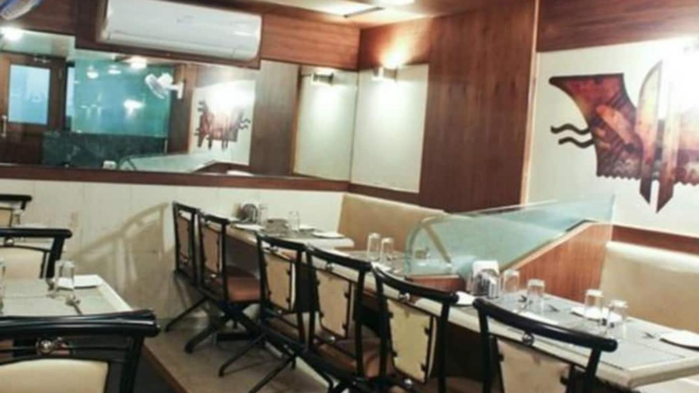 Hotel Arma Court - Near Us Embassy, Bkc