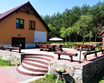 Holiday Home in Natura 2000 with Fishing - Tuczno - Pátio