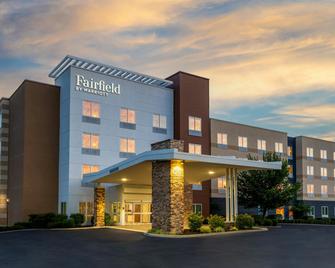 Fairfield Inn and Suites by Marriott Martinsburg - Martinsburg - Rakennus