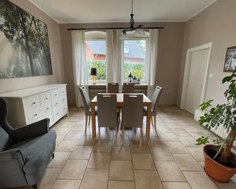 Country house for families and groups between Hamburg and Bremen - Sittensen - Dining room