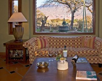 La Casa De La Bodega - Wine Boutique Hotel - Cafayate