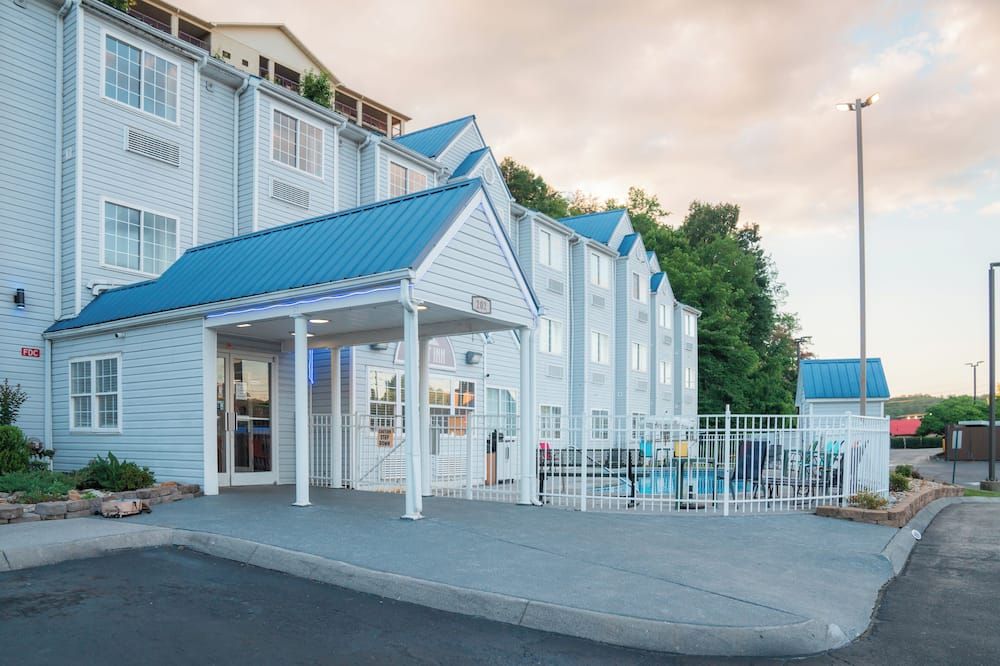 Guest Inn Pigeon Forge - פיג'ון פורג' - בניין