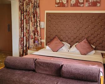 Garuda Park Resort - Kotagiri - Bedroom