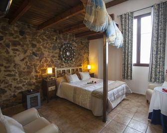 Hostal Rural Molino Del Bombo - Aracena - Bedroom