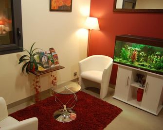 Hotel l Escale - Sanilhac