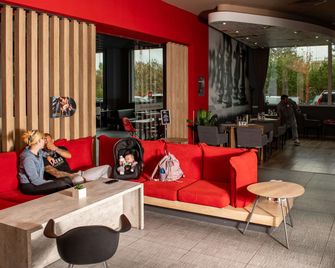 ibis Sofia Airport - Sofia - Building