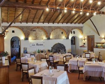 Il Borgo Country Resort - Castiglione di Sicilia - Restaurante