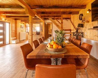 4 Bedroom Nice Home In Gospic - Gospić - Dining room