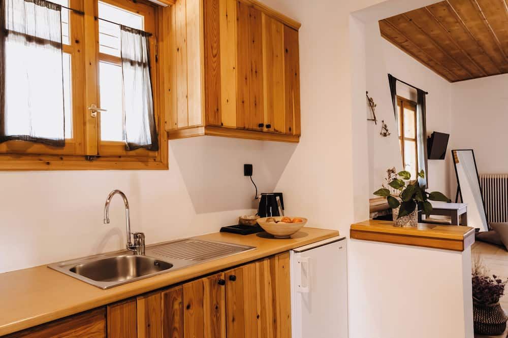 Orias Guesthouse & Farm - Kalavryta - Kitchen