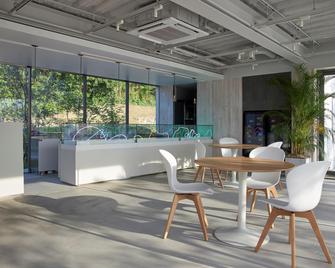Lazy Inn - Awaji - Terasa