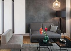Amano Home Apartments - Berlin - Living room