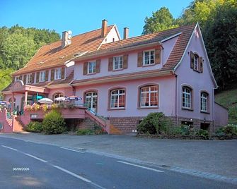 Hotel-Restaurant du Windstein - Gundershoffen - Gebäude