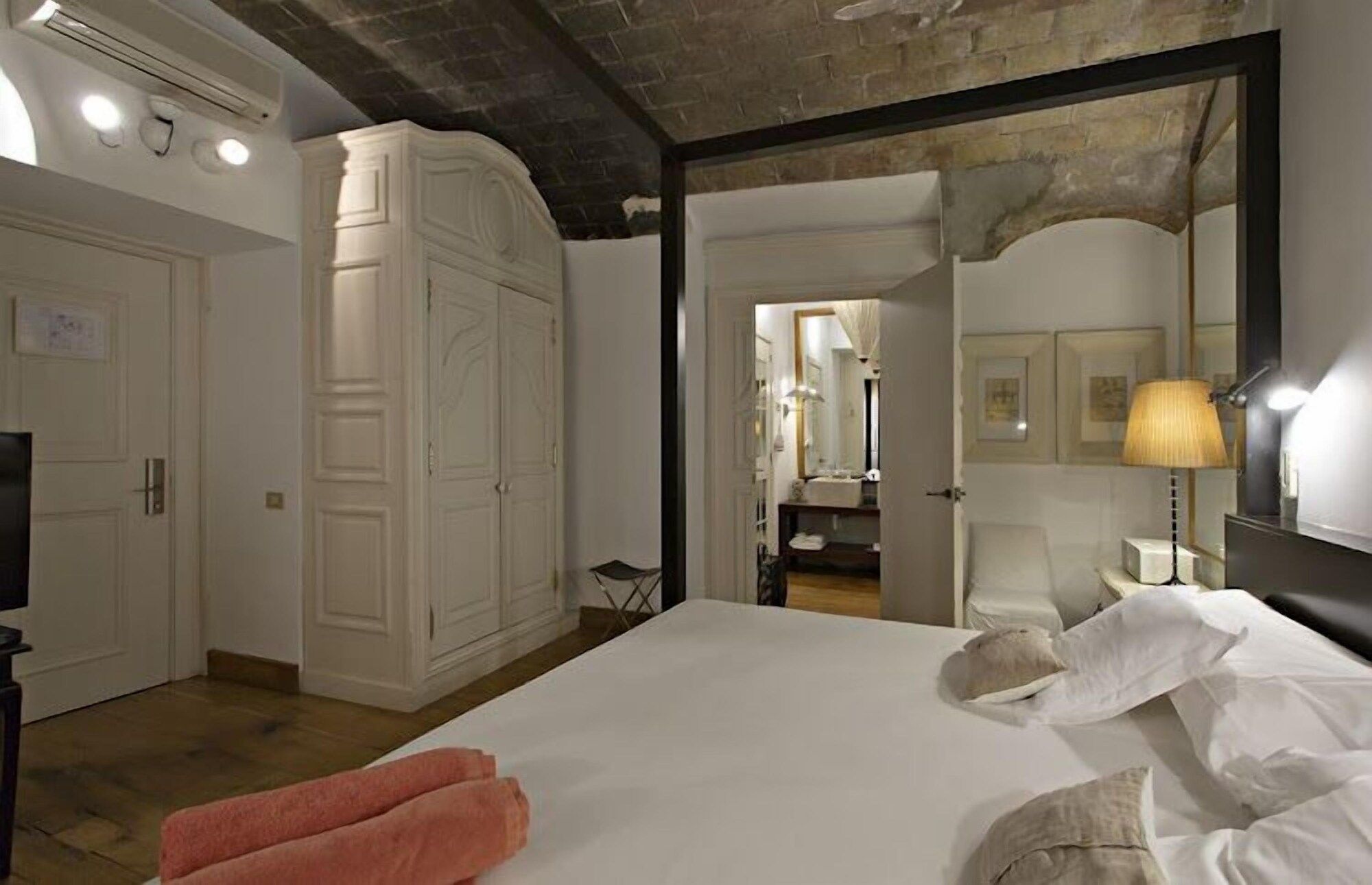 Hotel La Malcontenta - Palamós - Sovrum