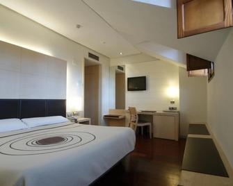 Hotel Mozart - Valladolid - Bedroom