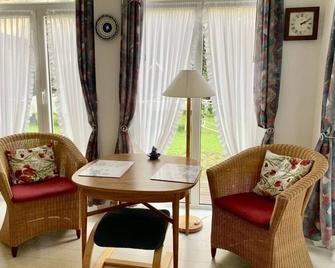 Vacation apartment 'Fischerstube' with garden - Rostock - Sala de estar