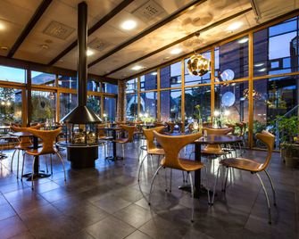 Home Hotel Carlscrona - Karlskrona - Restaurant
