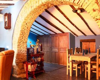 Casa Gibranzos - Plasenzuela - Comedor